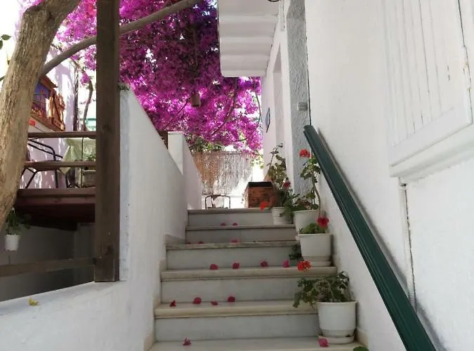 Hotel Syrianos Naxos City